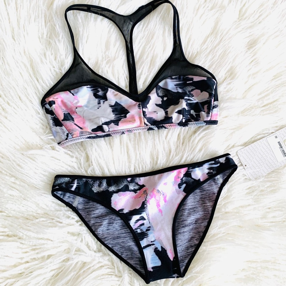 NEW✨Lululemon Reversible Swim Set